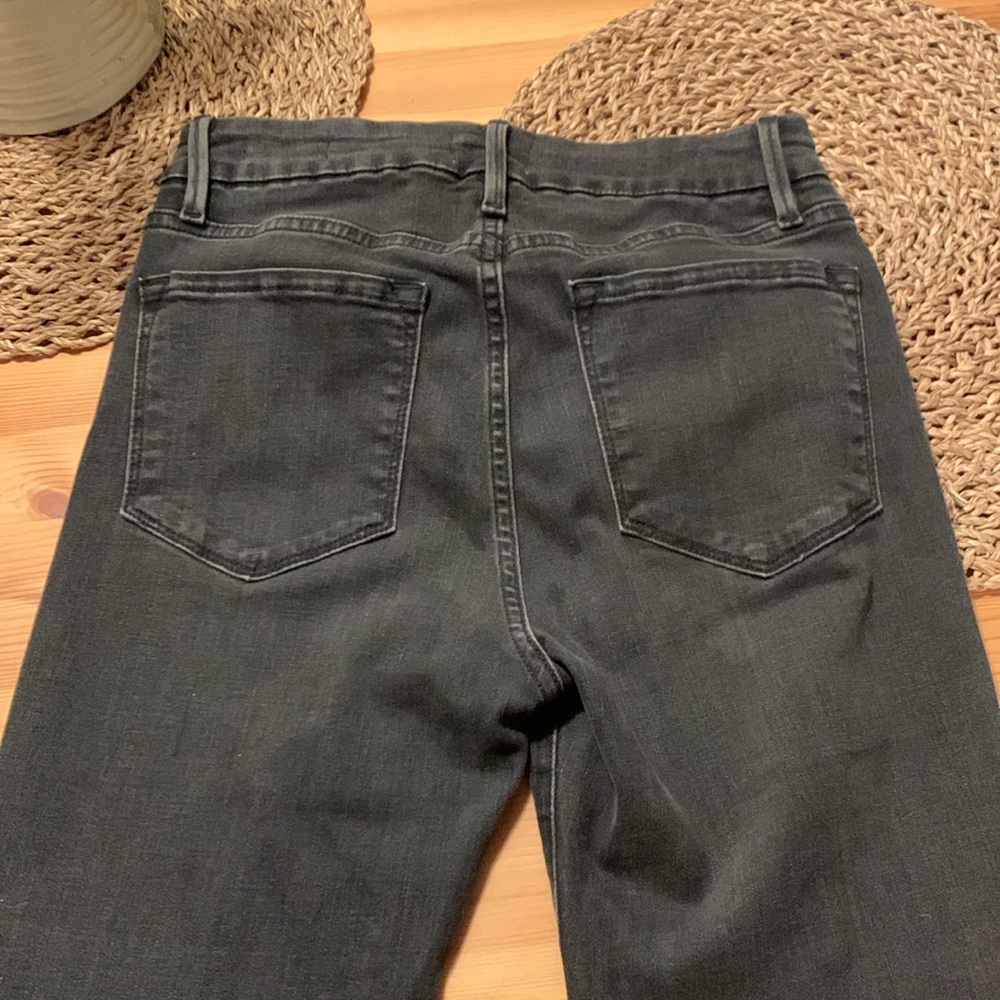 Frame Jeans - Picture 7 of 8